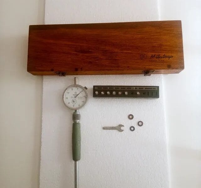 Micrómetro de diámetro o alesómetro Mitutoyo 18-35