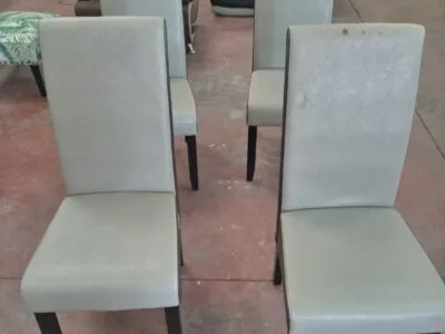 Conjunto de sillas de comedor con acolchado grueso