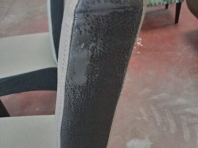 Conjunto de sillas de comedor con acolchado grueso