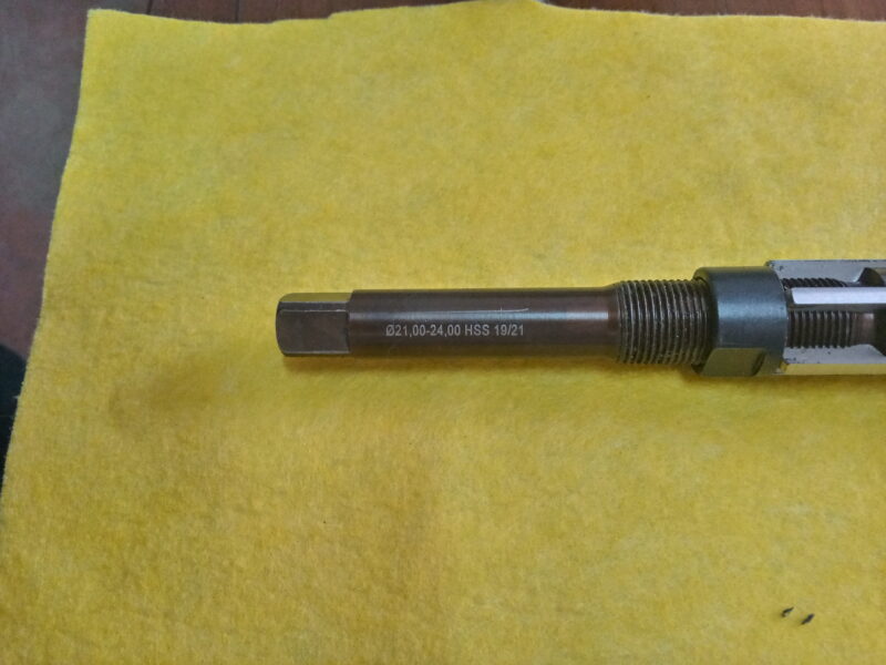 Escariador HSS Extensible 21-24mm