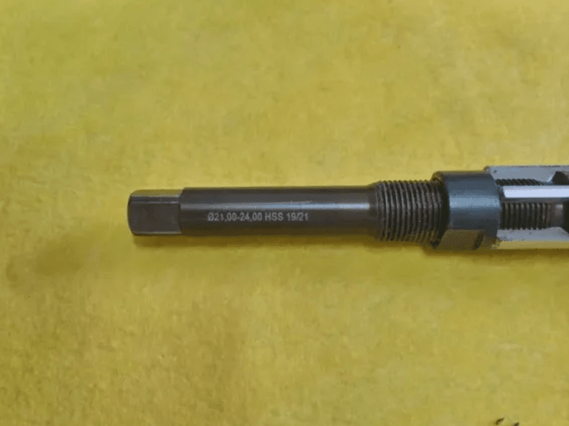 Escariador HSS Extensible 21-24mm