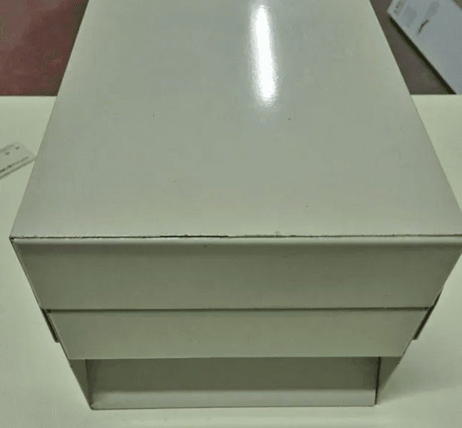 Archivador metálico de tarjetas beige/gris