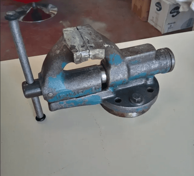 Tornillo de banco Irimo 80