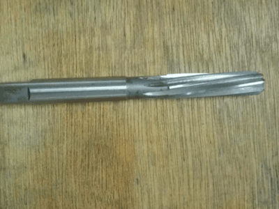 Escariador a mano 12mm para torno